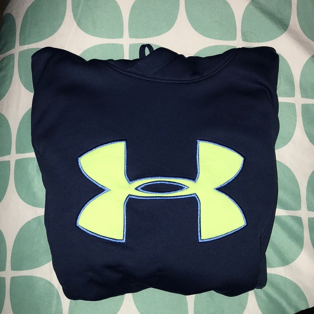 Under armor sweatshirt